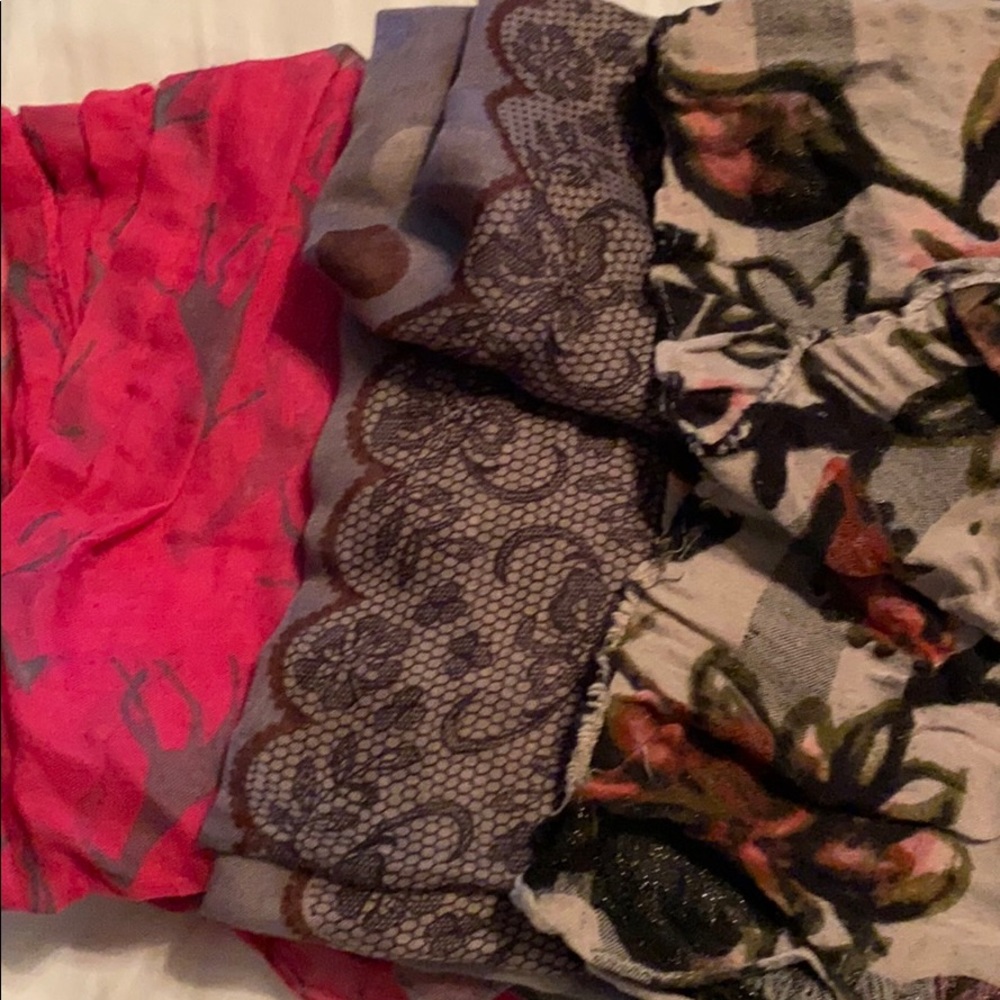 3 lightweight scarves